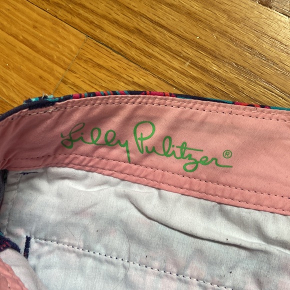 Lilly Pulitzer Jammin Fish Callahan Shorts - Picture 3 of 7